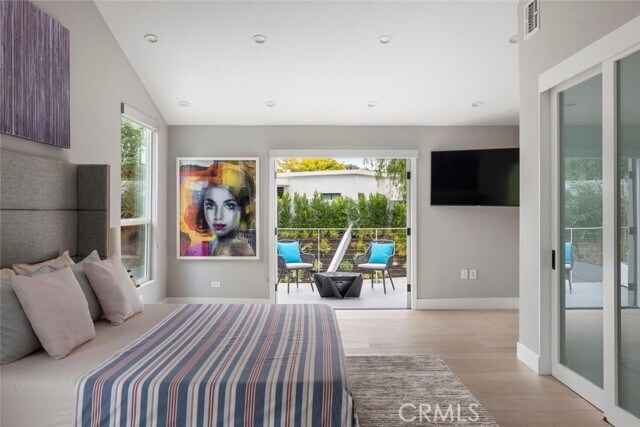Building Photo - 4731 Topanga Canyon Blvd