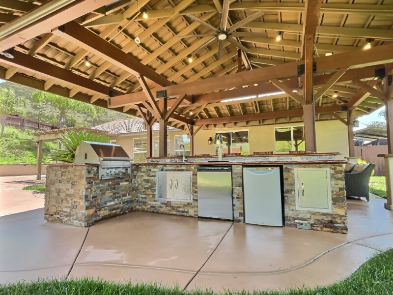 Building Photo - 17080 Harvest Point Way