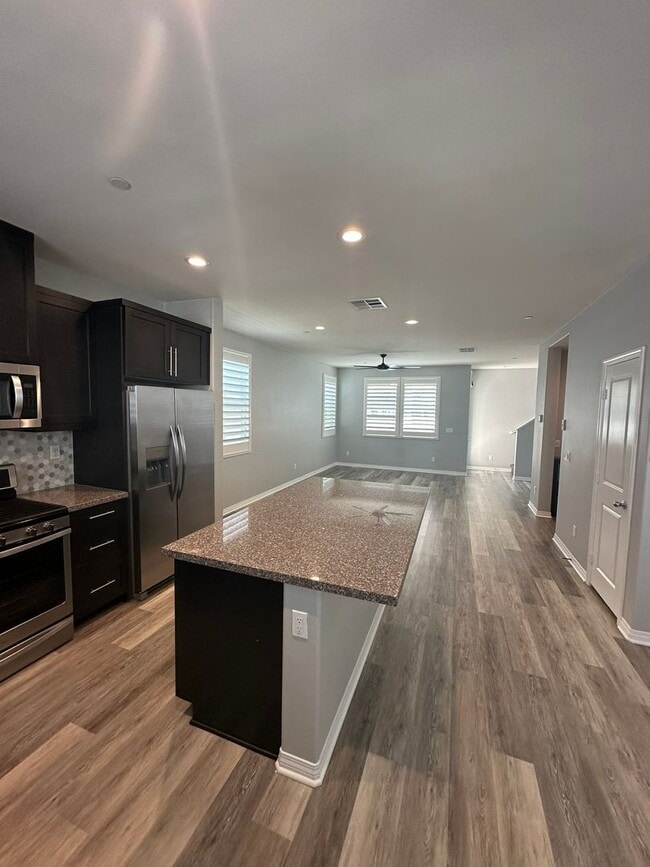 Building Photo - BAYSIDE LANDING - Available Now! 3-story t...