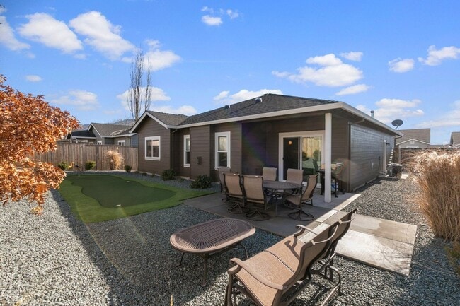 Building Photo - 1775 Pearl Eye Ln