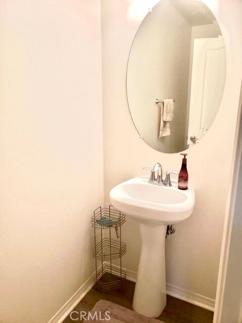 Building Photo - 308 S Arroyo Dr