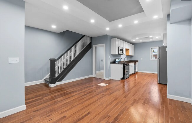 Building Photo - 260X Garrett Ave