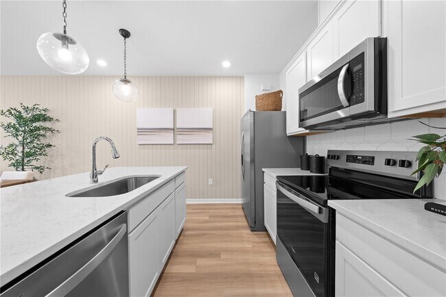 Building Photo - 11373 Nona Sound St