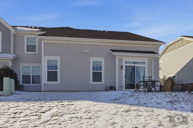 Building Photo - 12629 S Potomac Dr