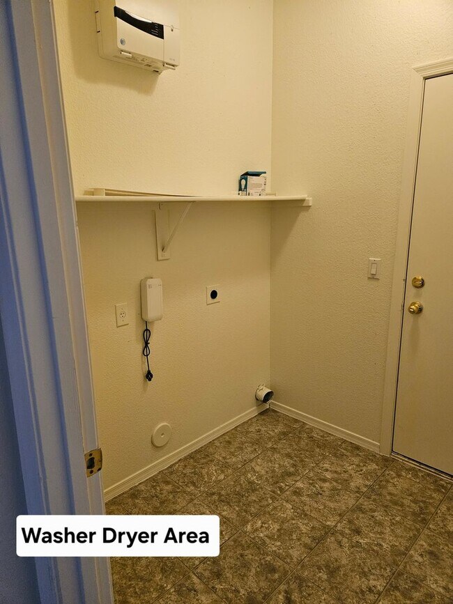 Building Photo - 3659 S Joshua Tree Ln