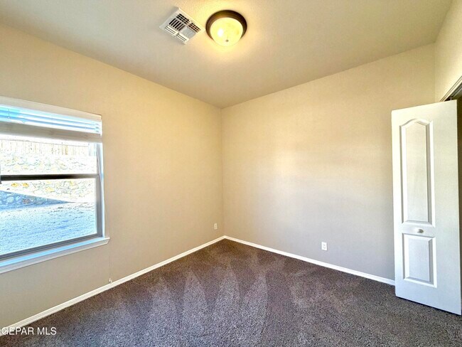 Building Photo - 11145 Eleanor Coldwell Ln