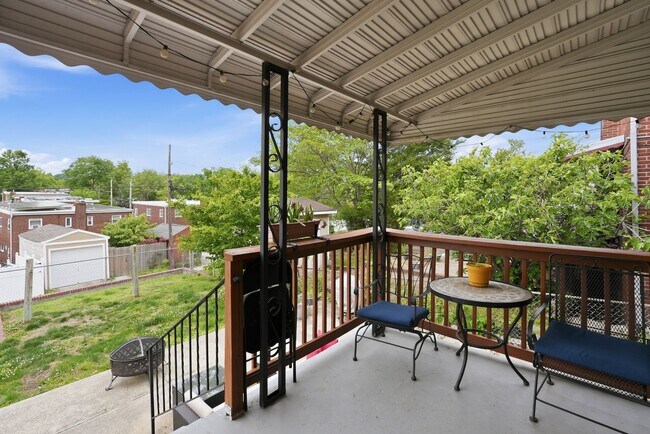 Building Photo - Michigan Park Townhome | 4 Bed | 2.5 Bath | 1,700 Sf | Fenced-in Front & Backyard w/ Deck