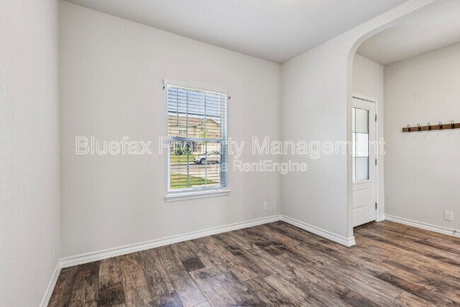 Building Photo - 4712 Paluxy Trl