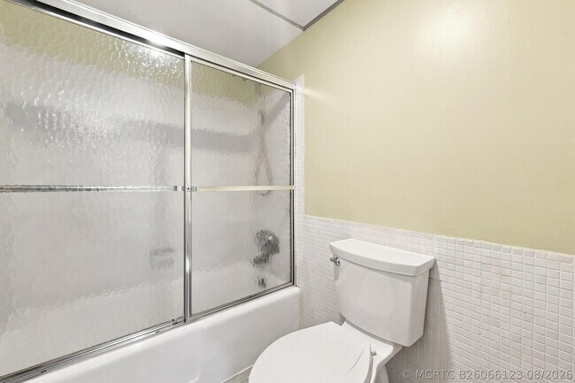 Building Photo - 1601 S Flagler Dr