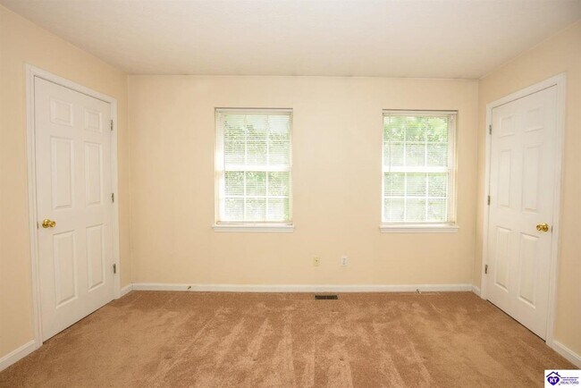 Building Photo - 2943 S Wilson Rd