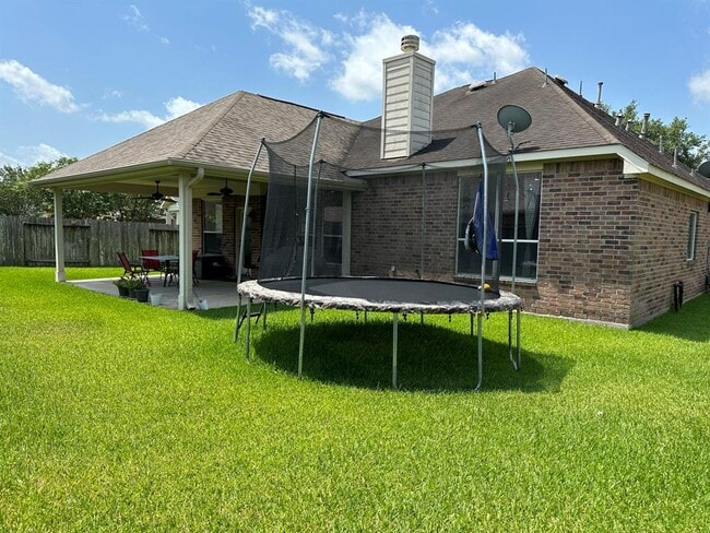 Building Photo - 5011 Logans Landing Ln