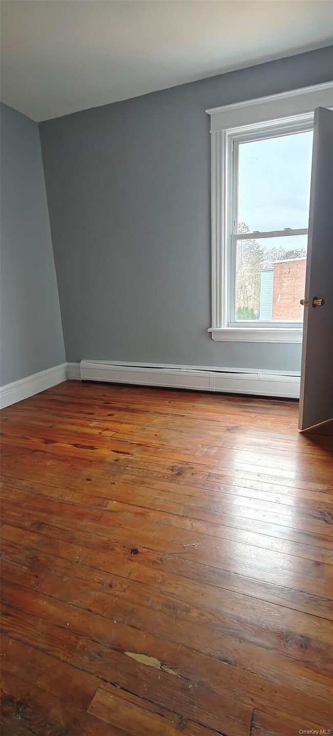 Building Photo - 104 Winnikee Ave