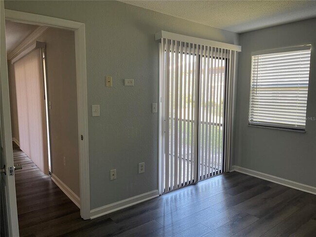 Building Photo - 10195 Sailwinds Blvd N