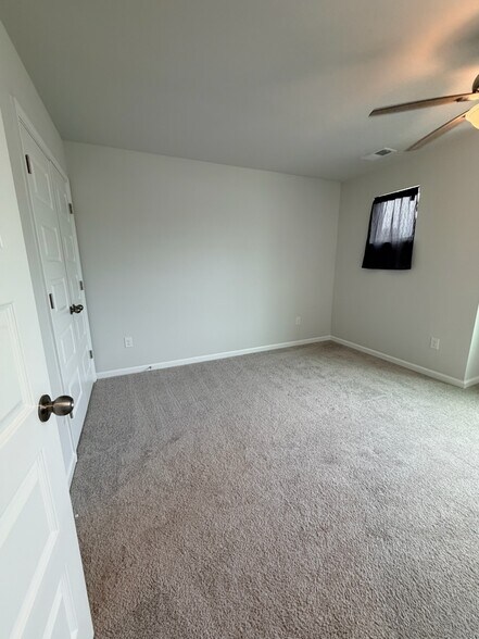 Building Photo - 209 Brackish Dr