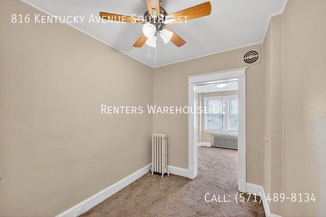 Building Photo - 816 Kentucky Ave SE