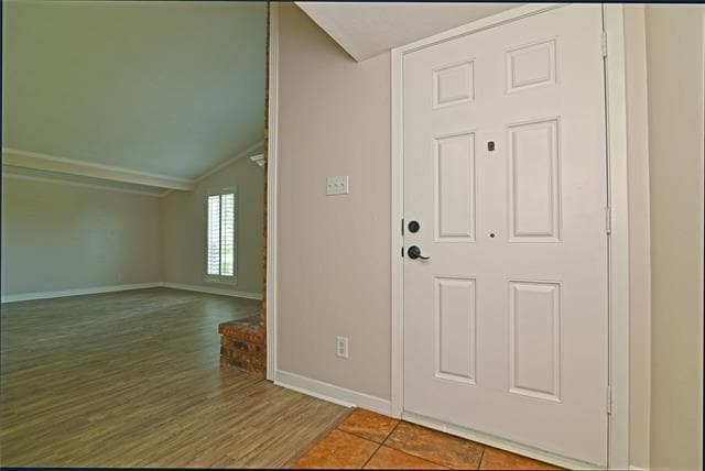Building Photo - 1805 Spanish Trail