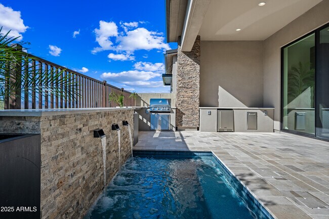 Building Photo - 12746 E Casitas Del Rio Dr
