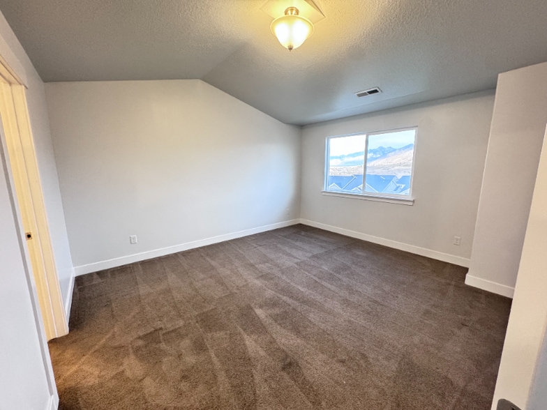 Building Photo - 16371 S 1500 W