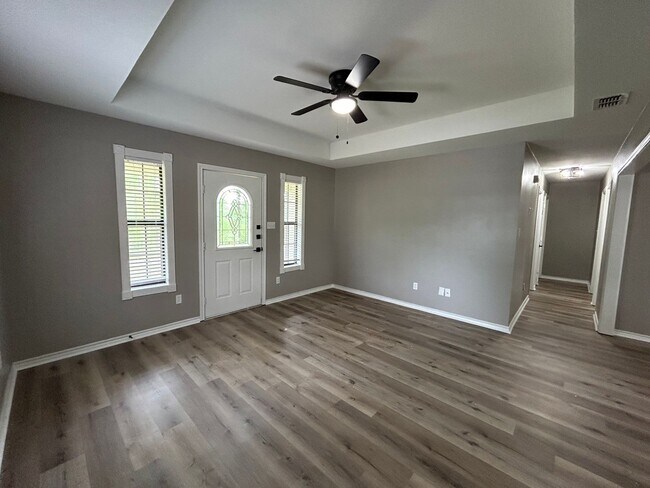Building Photo - COMING SOON! Lakeside Dream Home: Fully Re...