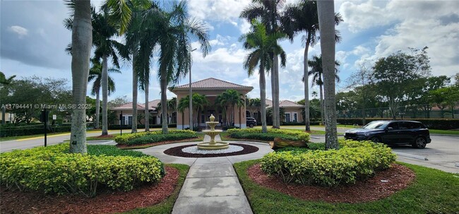 Building Photo - 3541 SW 170th Ave