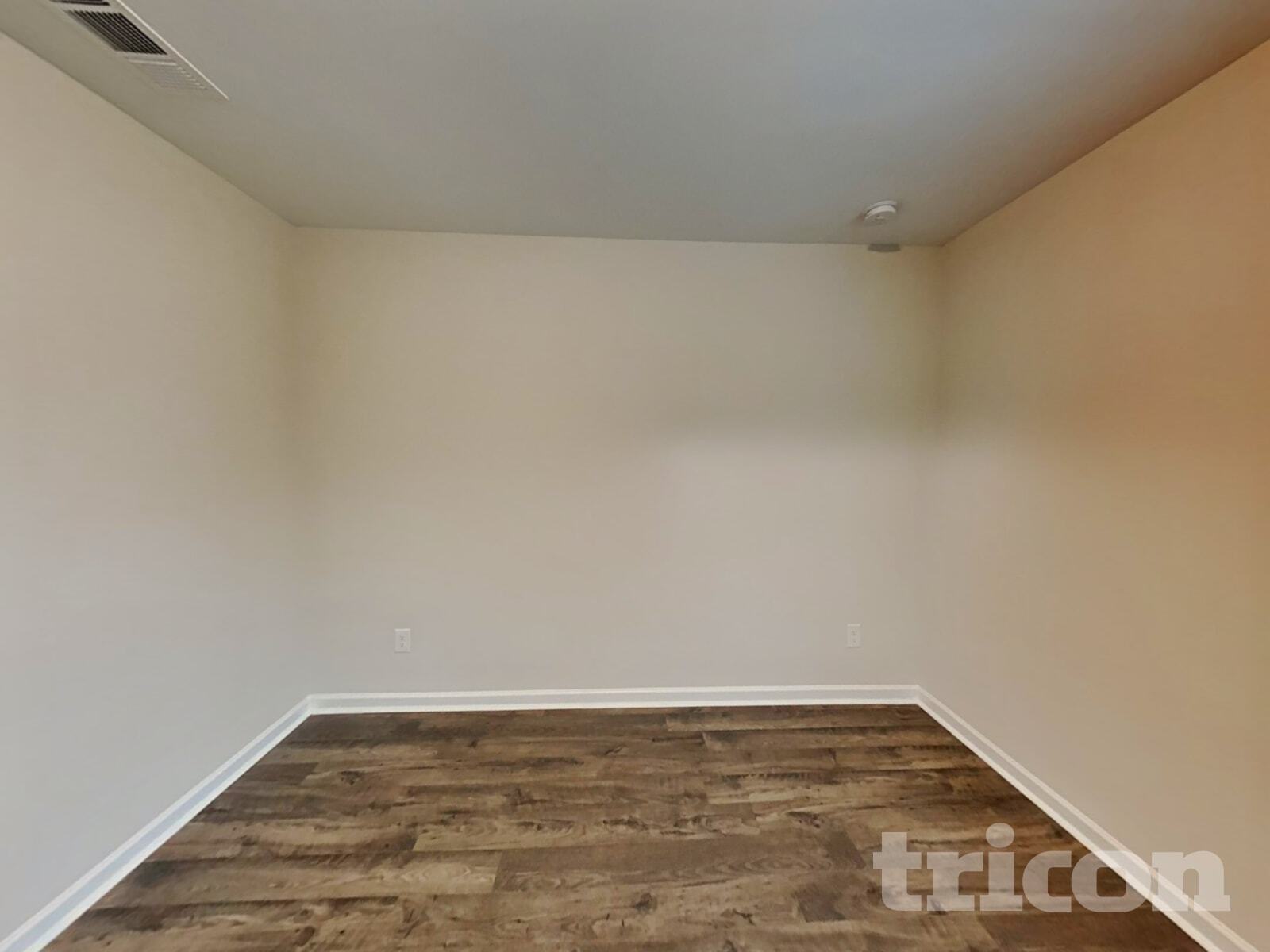 Building Photo - 305 Knowles Pl