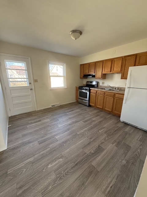 Building Photo - 671 5th St