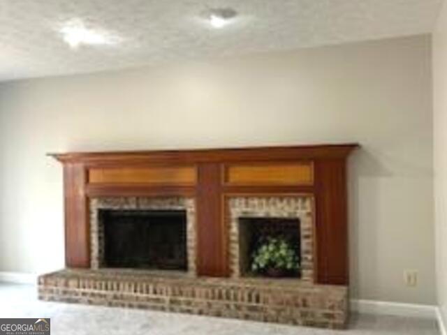 Building Photo - 102 Whisper Trce