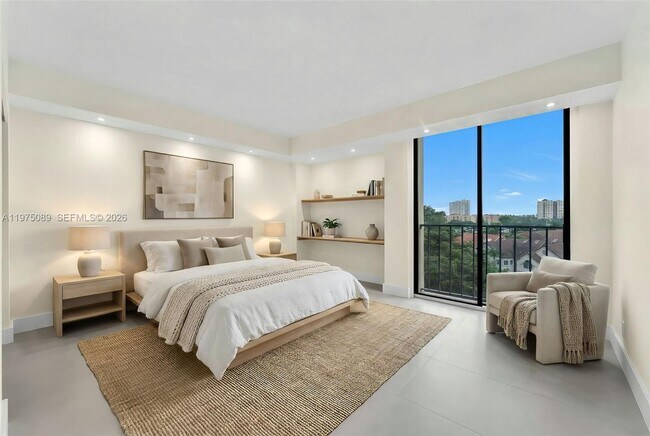 Building Photo - 19355 Turnberry Way