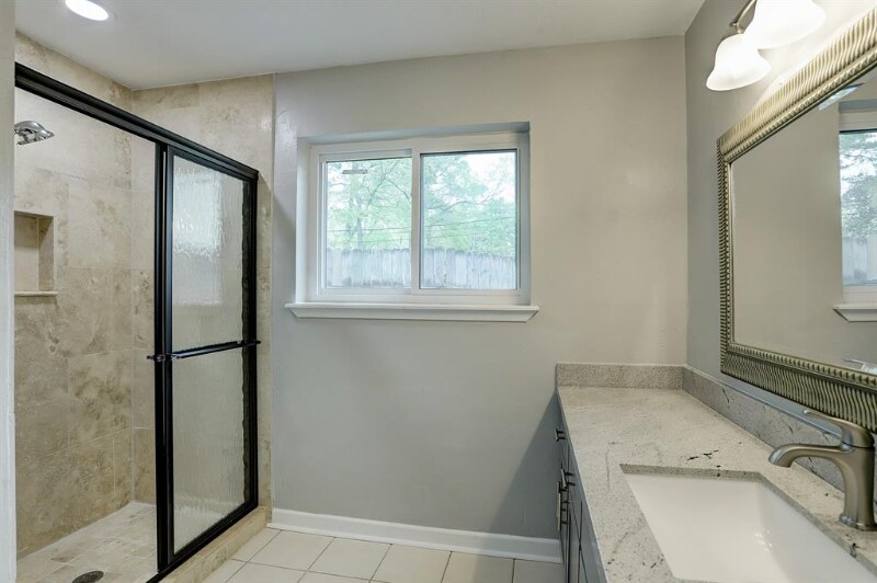 Building Photo - 45 Artesia