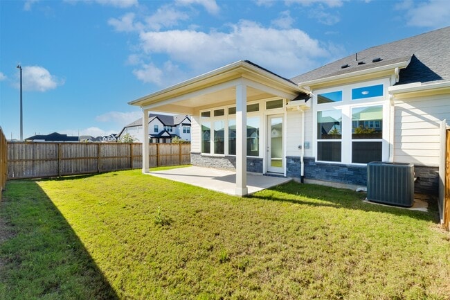 Building Photo - 2219 Grapewood Ln