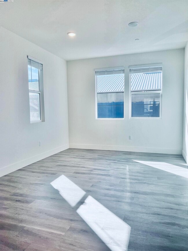 Building Photo - 1712 17th St