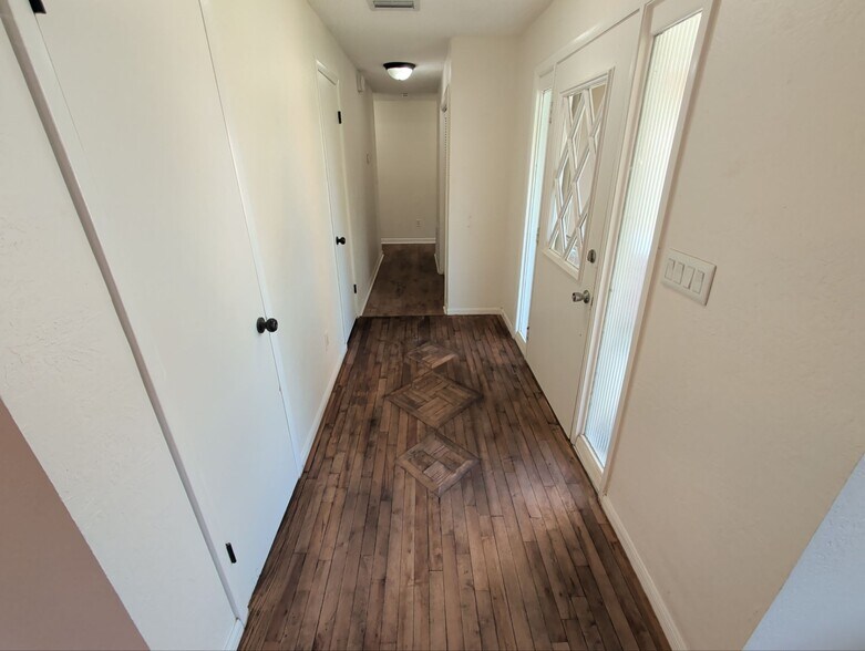 Building Photo - 9205 N Fawn Way