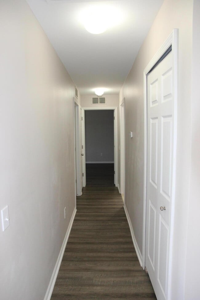 Building Photo - 791 Addington Ln