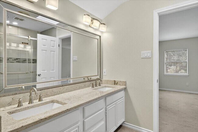 Building Photo - 4430 Cedar Pass Dr