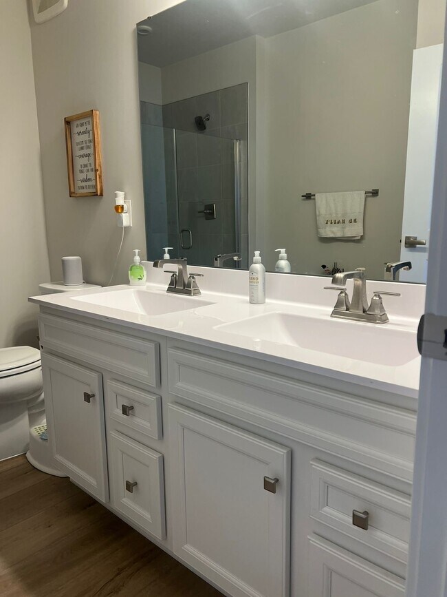 Building Photo - 6655 Citory Way