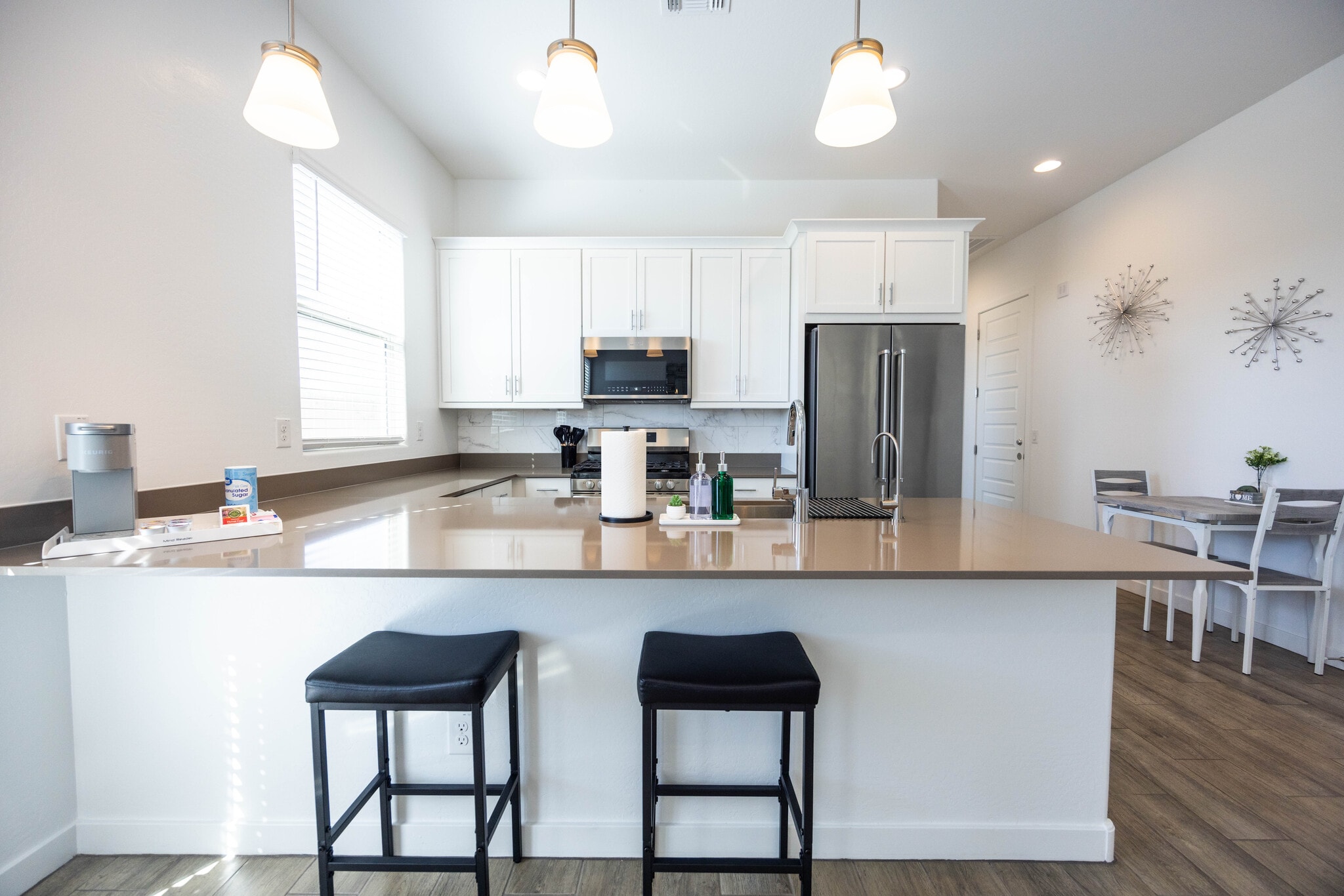Building Photo - 456 S Jacana Ln