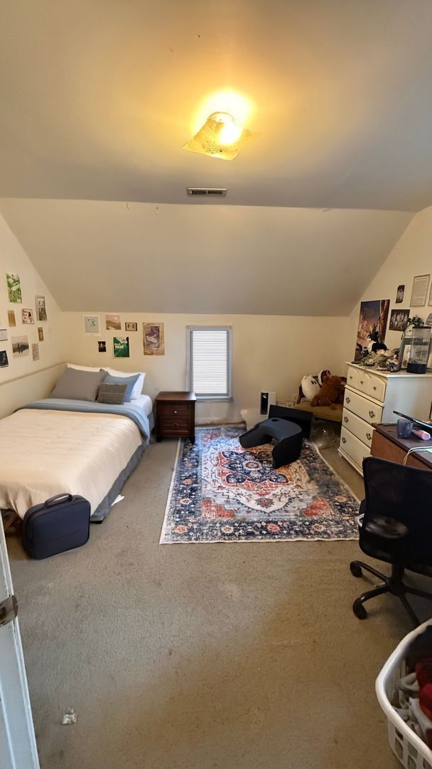 Building Photo - 505 N Greensboro St