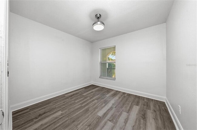 Building Photo - 618 Jupiter Way