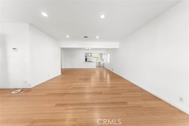 Building Photo - 19148 Saticoy St