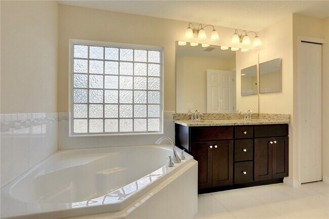 Building Photo - 8415 99th Ct