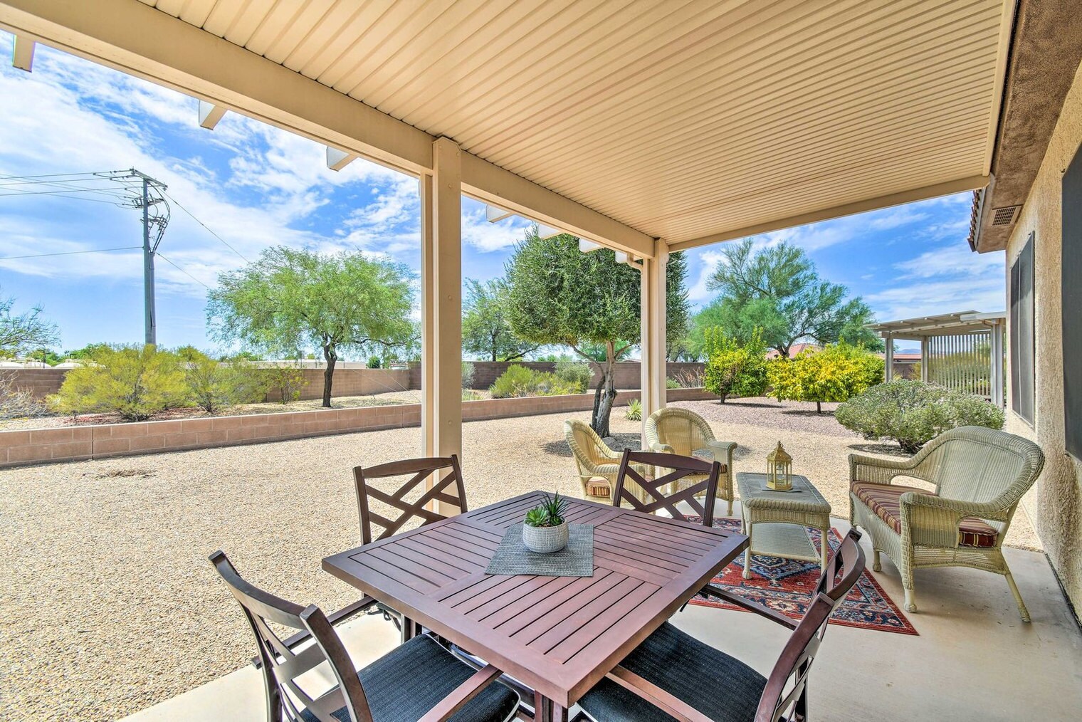 Building Photo - 15033 W Home Run Dr