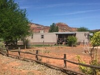 Building Photo - 446 W Vance Dr