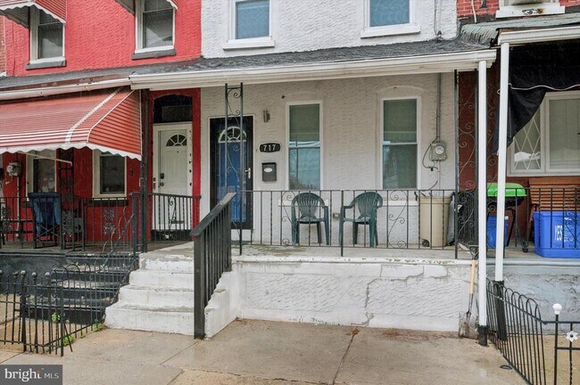 Building Photo - 717 N 38th St