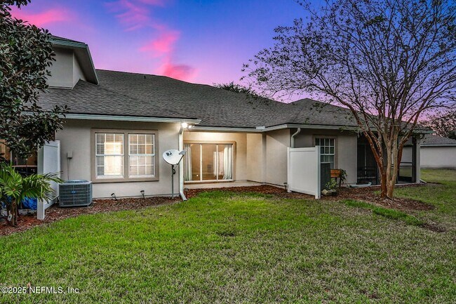 Building Photo - 336 Wooded Crossing Cir