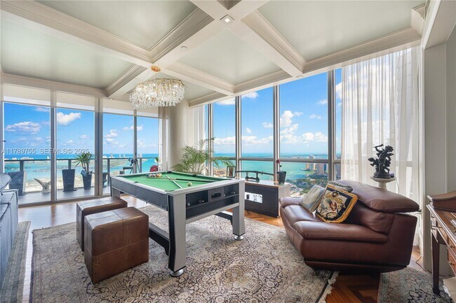 Building Photo - 1100 Biscayne Blvd