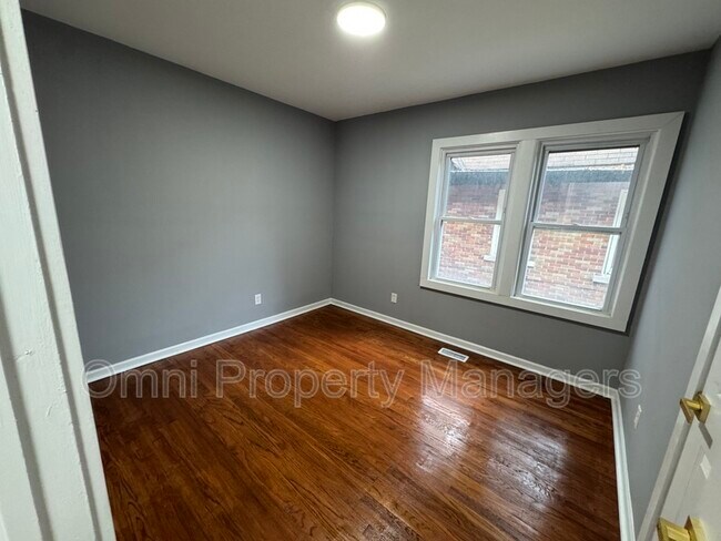 Building Photo - 3626 Courville St