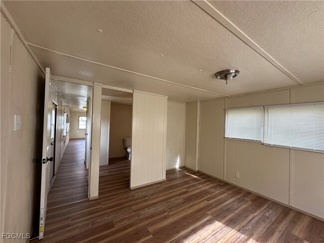 Building Photo - 2268 Carlisle Ln