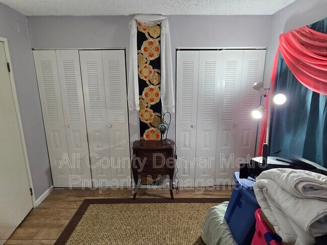 Building Photo - 447 Wright St