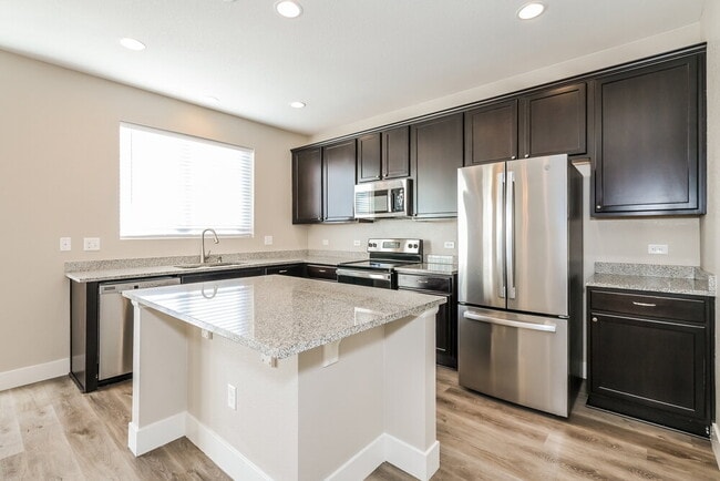 Building Photo - 7330 S Old Hammer Way