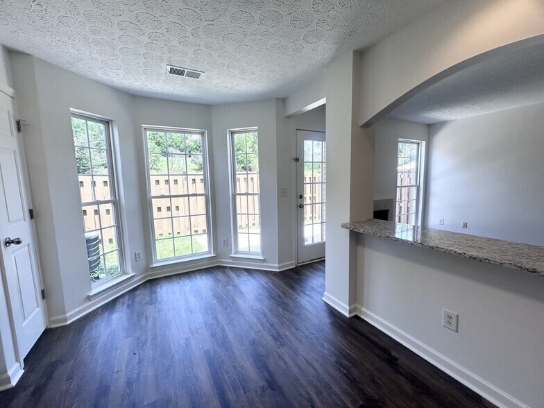 Dining/kitchen - 2480 Nashboro Blvd